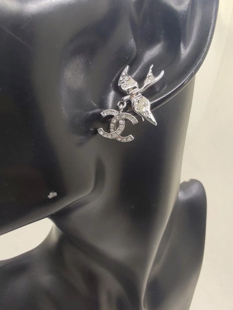 Chanel Earrings Unisex 221240