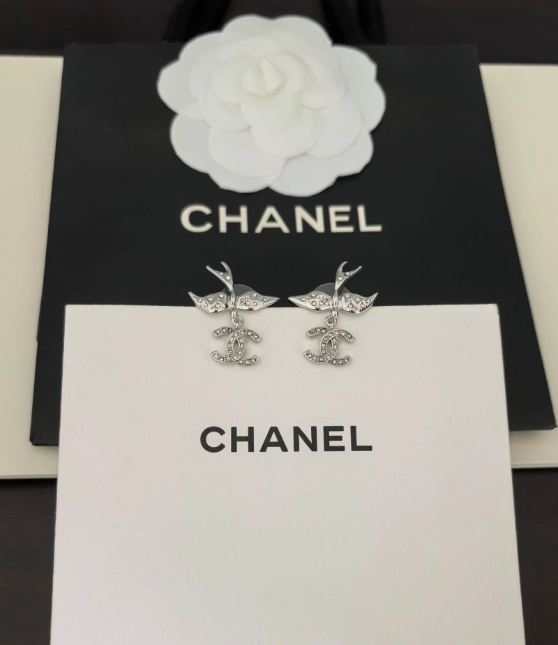 Chanel Earrings Unisex 221240