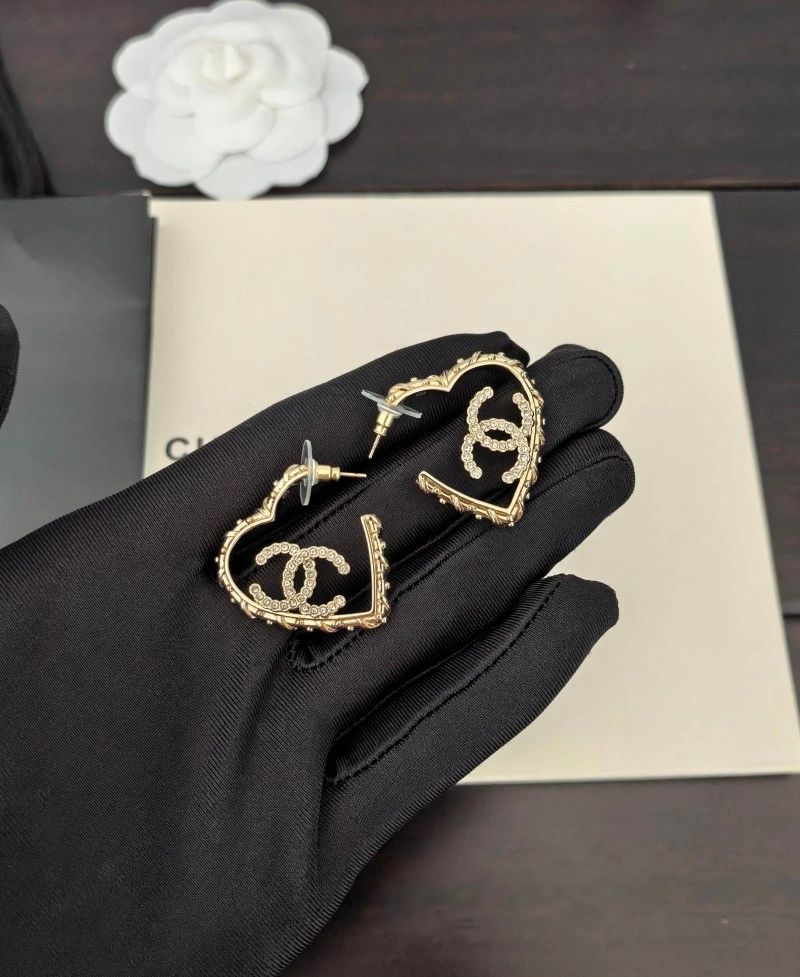 Chanel Earrings Fashionable 221185