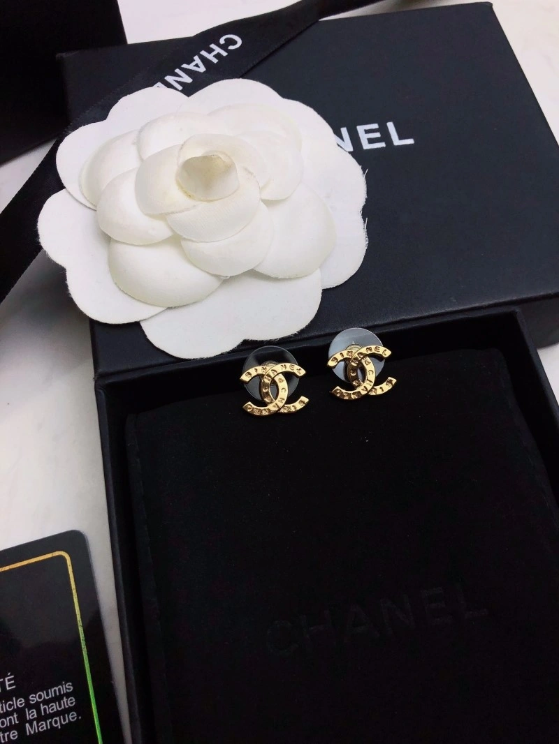 Comfortable Chanel Earrings 221165