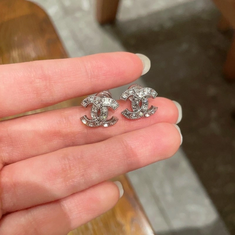Durable Chanel Earrings 221163