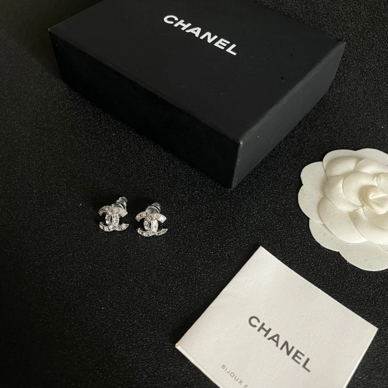 Durable Chanel Earrings 221163