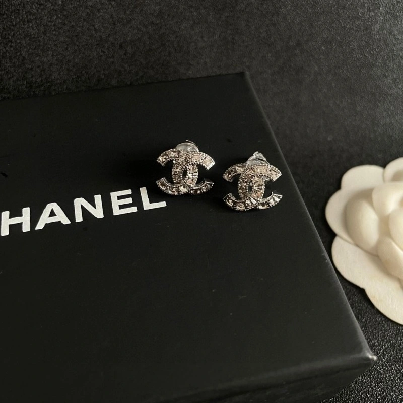 Durable Chanel Earrings 221163