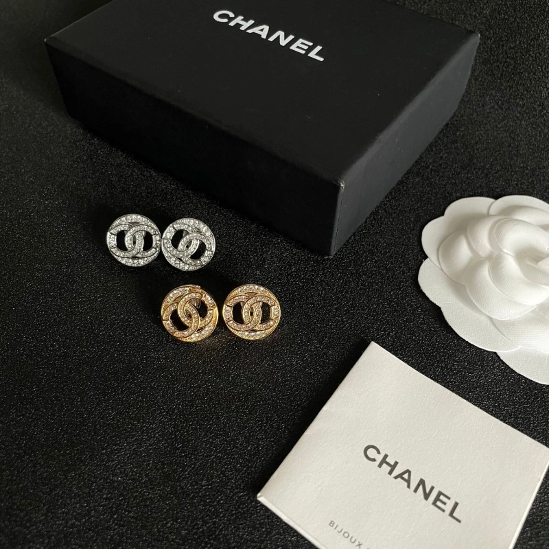 Chanel Earrings Bold 221154