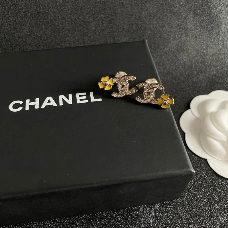 Chanel Earrings Supportive 221232