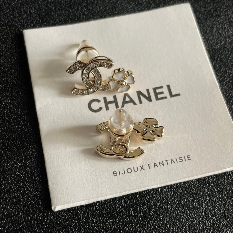 Supportive Chanel Earrings 221149