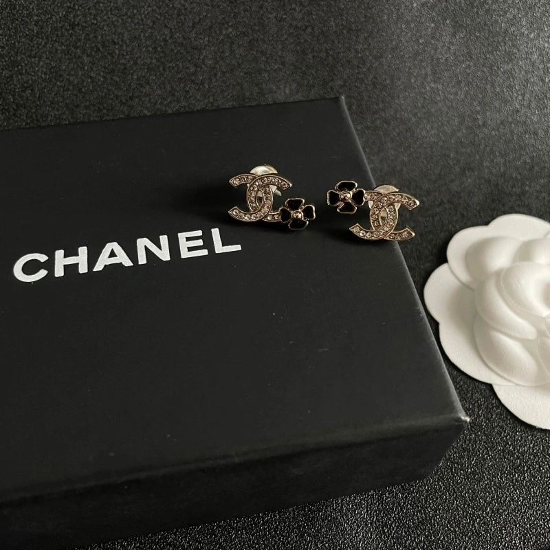 Chanel Earrings WellDesigned 221156