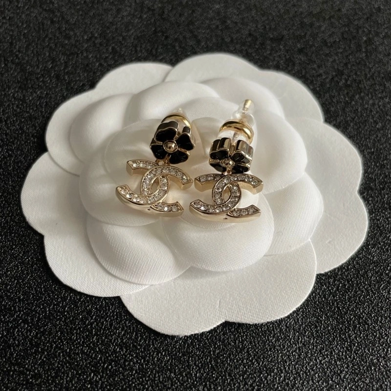 Trendy Chanel Earrings 221167
