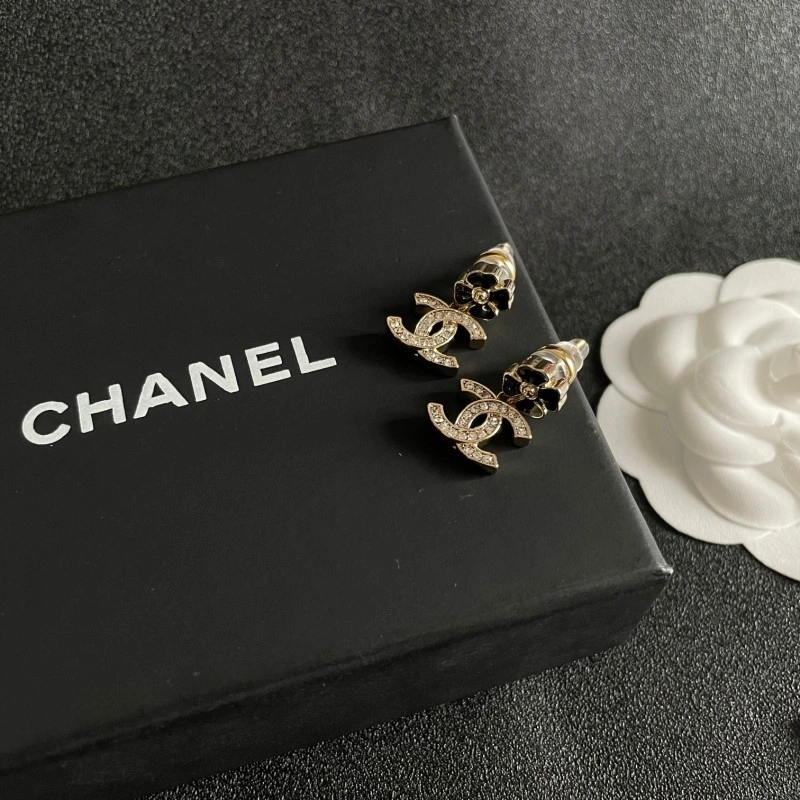Trendy Chanel Earrings 221167