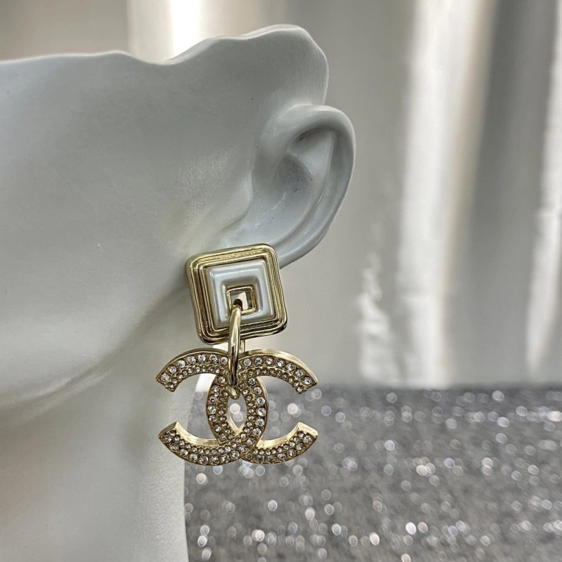 Chanel Earrings Soft 221151