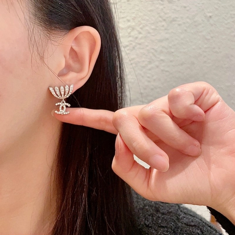 Chanel Earrings Sporty 221148