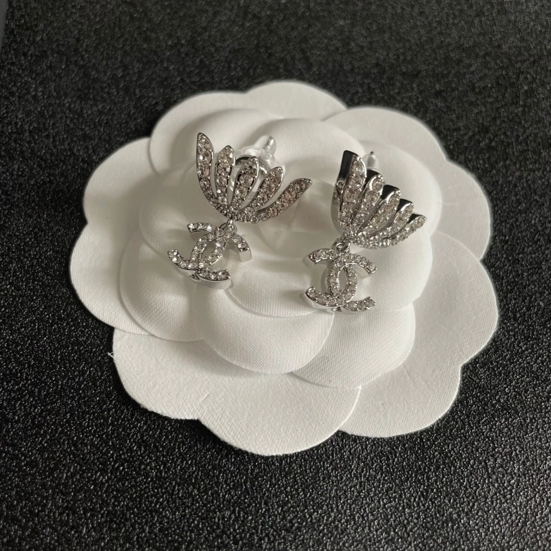 Chanel Earrings Sporty 221148