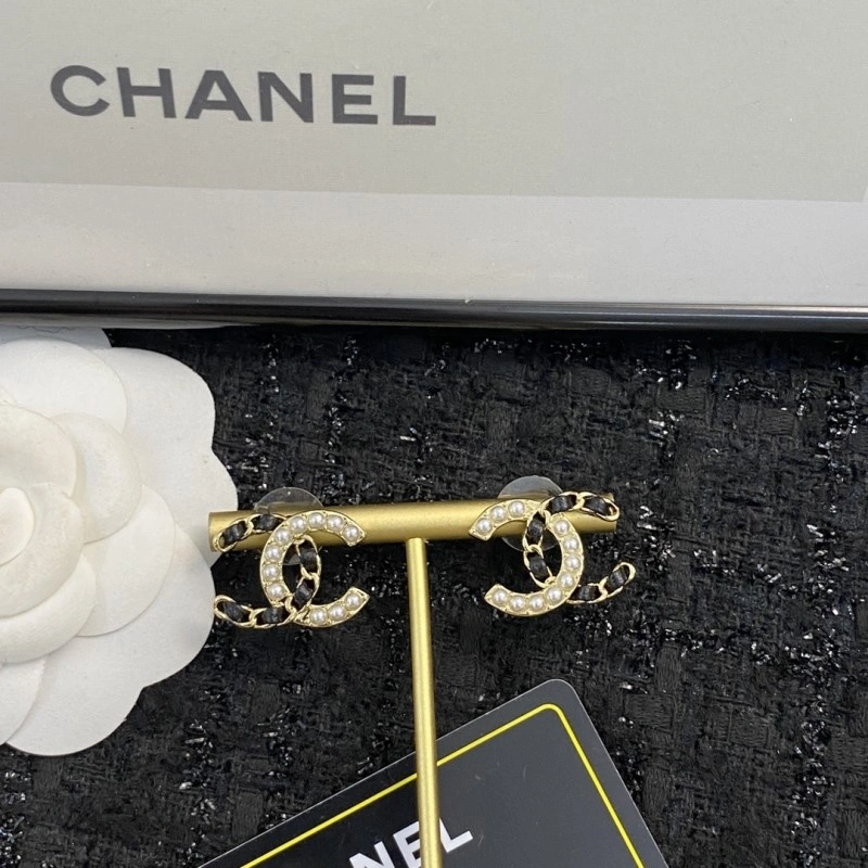 Seasonal Chanel Earrings 221221