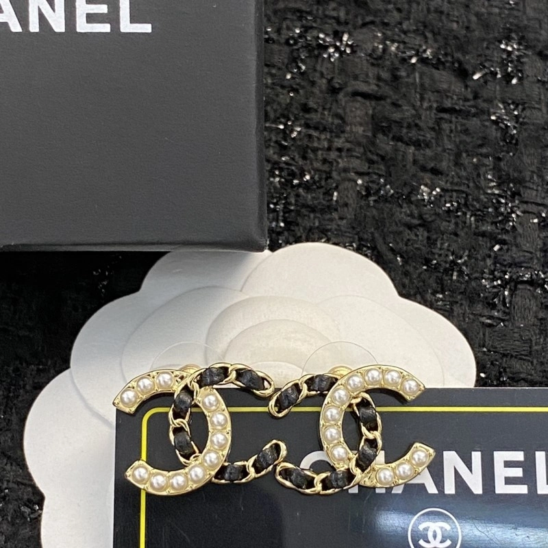 Seasonal Chanel Earrings 221221
