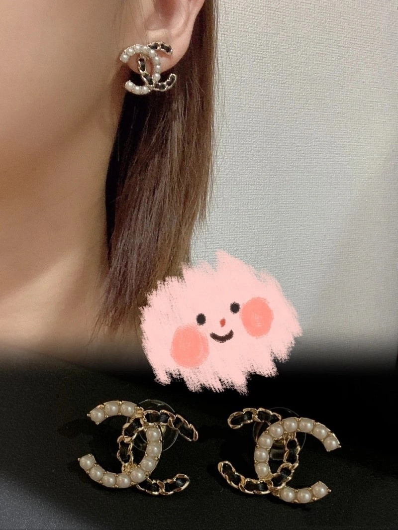 Seasonal Chanel Earrings 221221