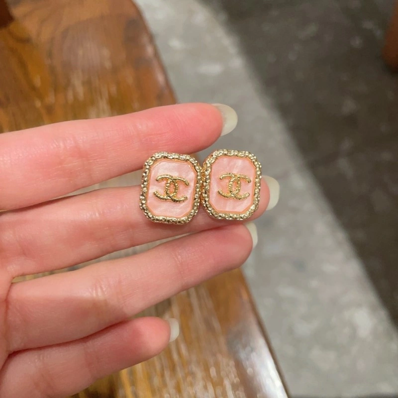 Chanel Earrings Sleek 221115