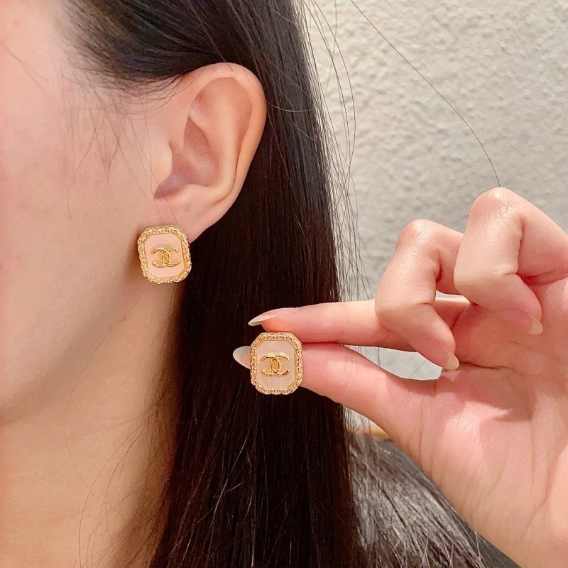 SmoothTexture Chanel Earrings 221122