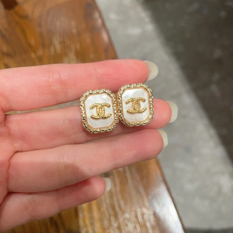 SmoothTexture Chanel Earrings 221122