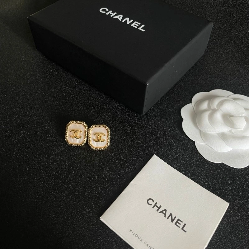 SmoothTexture Chanel Earrings 221122