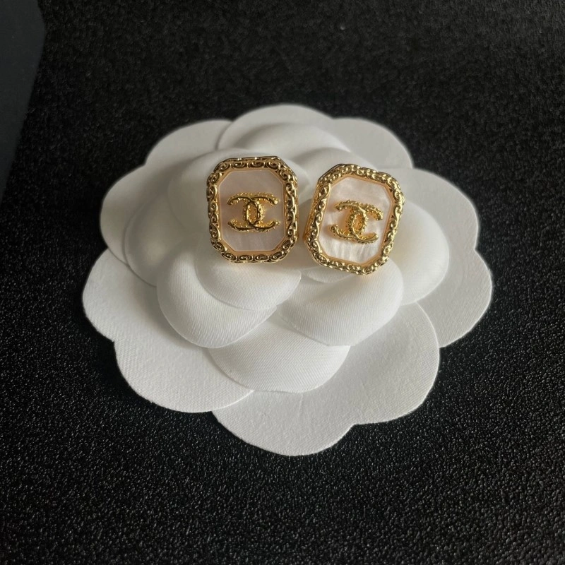 SmoothTexture Chanel Earrings 221122