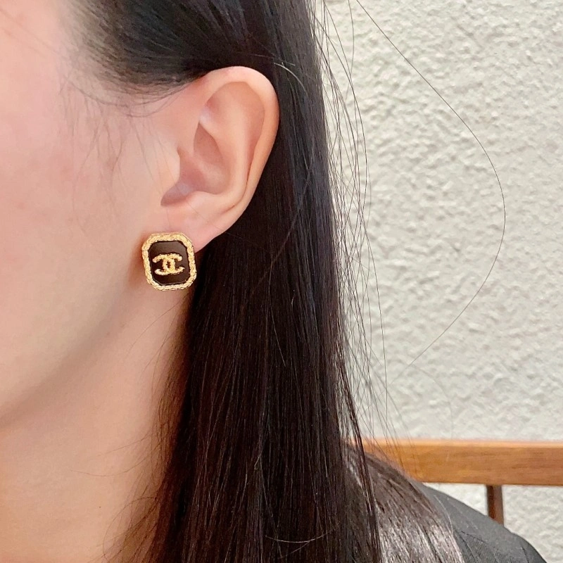 Chanel Earrings Sporty 221139