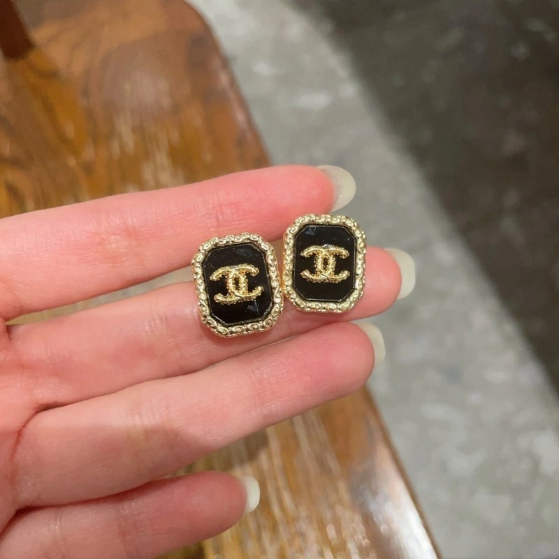 Chanel Earrings Sporty 221139