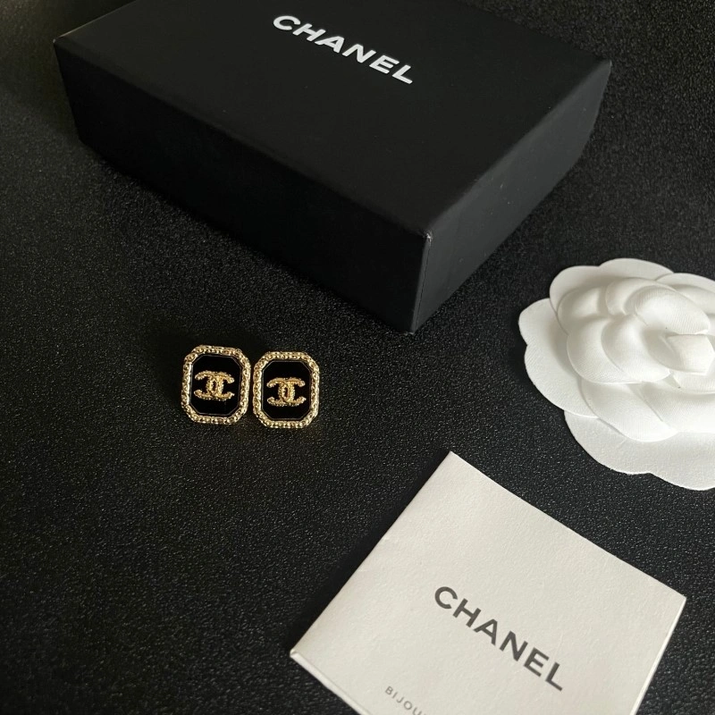 Chanel Earrings Sporty 221139