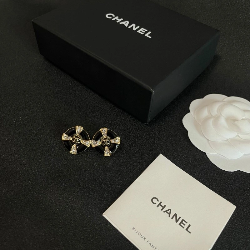 Neat Chanel Earrings 221127