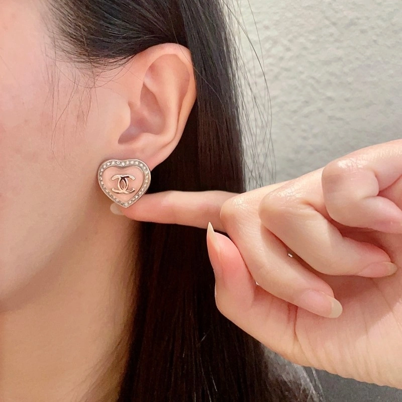 UrbanStyle Chanel Earrings 221118