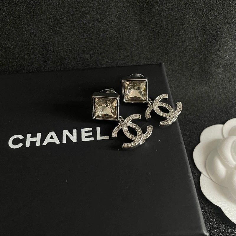 Comfortable Chanel Earrings 221111