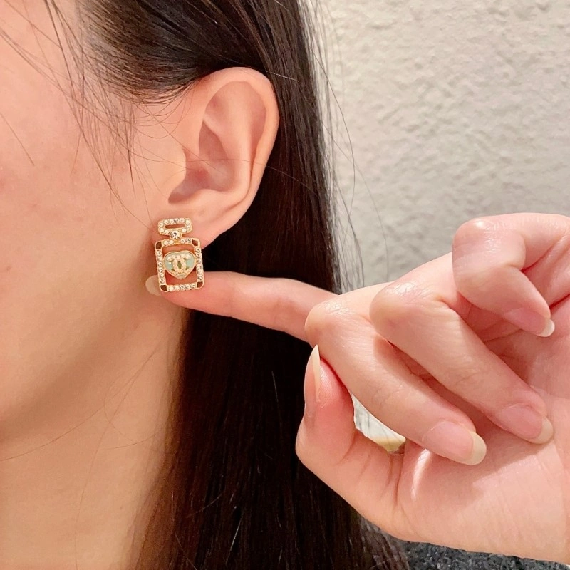 Chanel Earrings Casual 221119