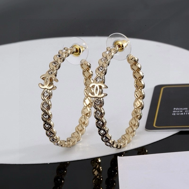 Chanel Earrings Versatile 221129