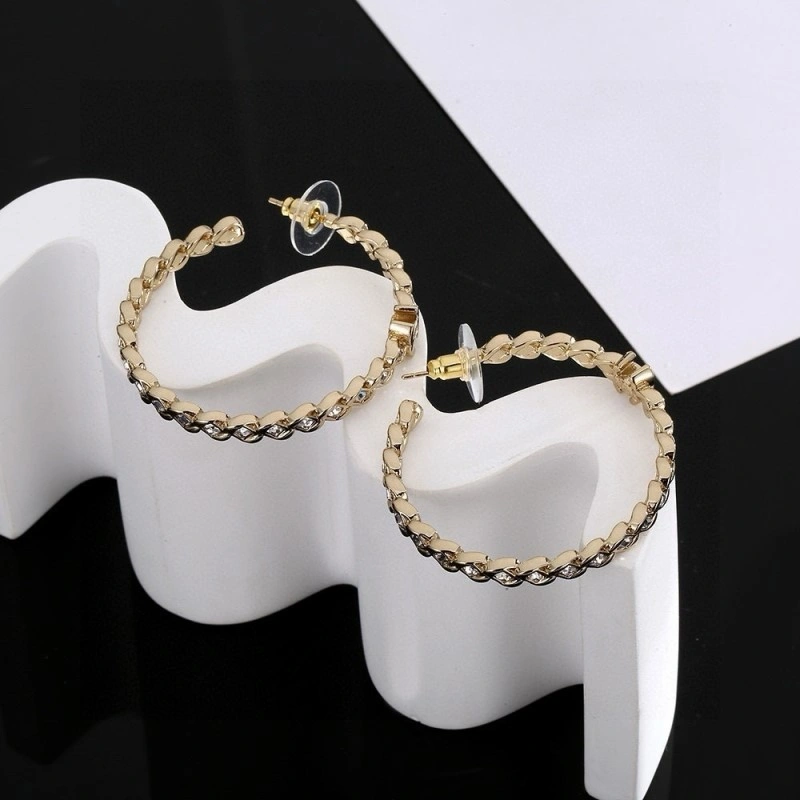 Chanel Earrings Versatile 221129