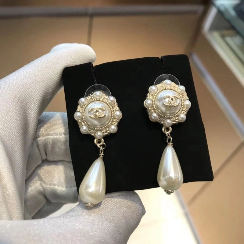 TechFriendly Chanel Earrings 221100
