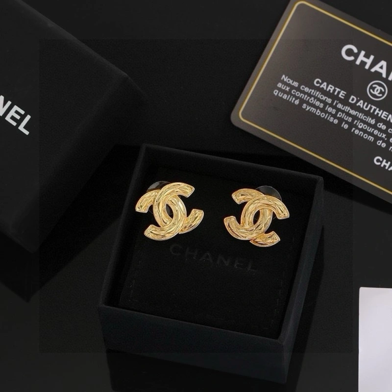 Chanel Earrings Comfortable 221096
