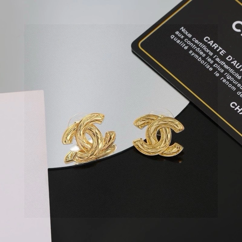 Chanel Earrings Comfortable 221096