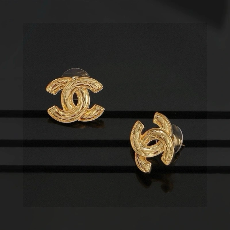 Chanel Earrings Comfortable 221096
