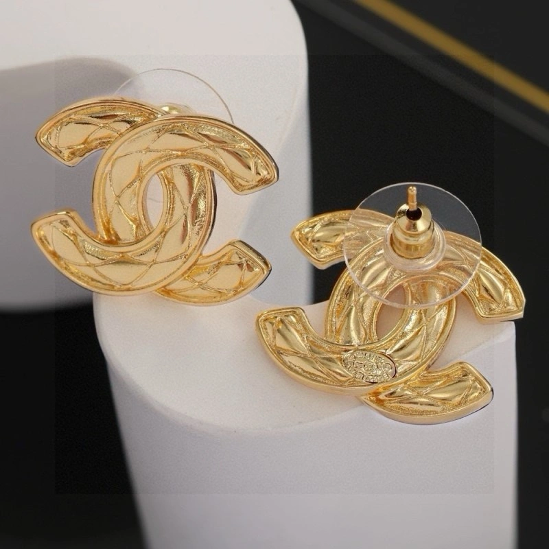 Chanel Earrings Comfortable 221096