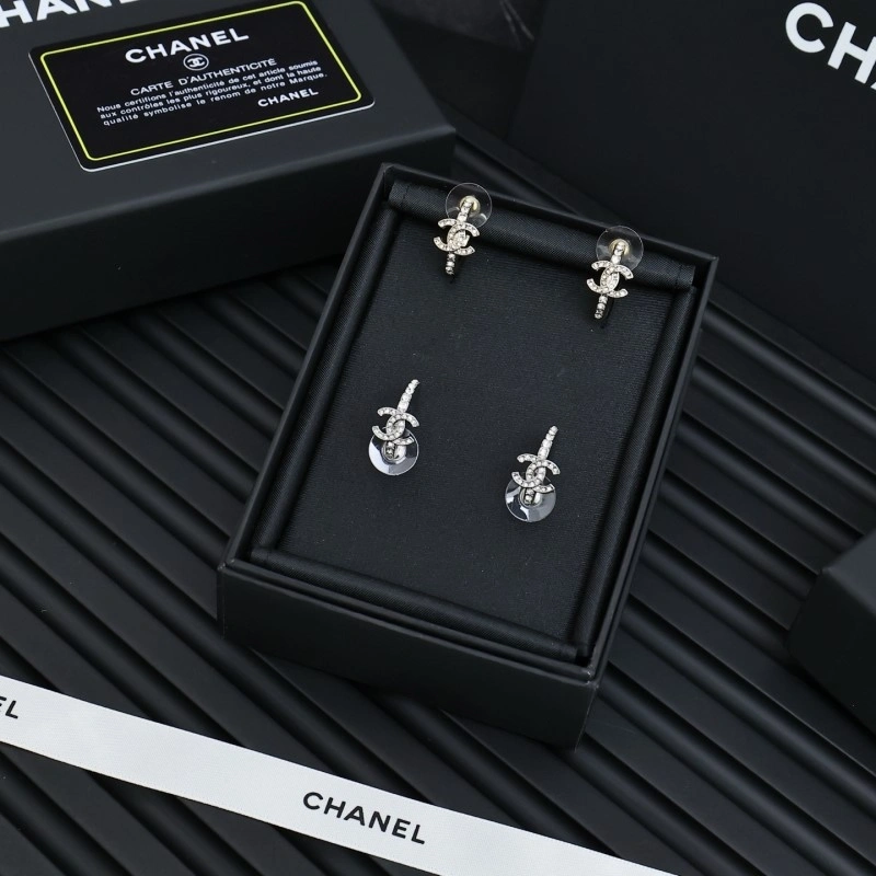 Sustainable Chanel Earrings 221073