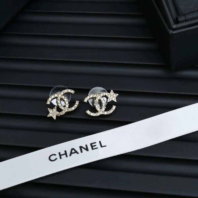 Chanel Earrings Snug 221077