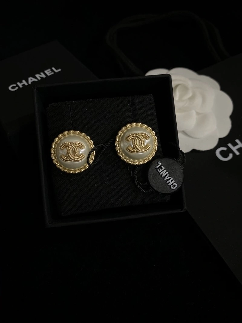 MoistureWicking Chanel Earrings 221084