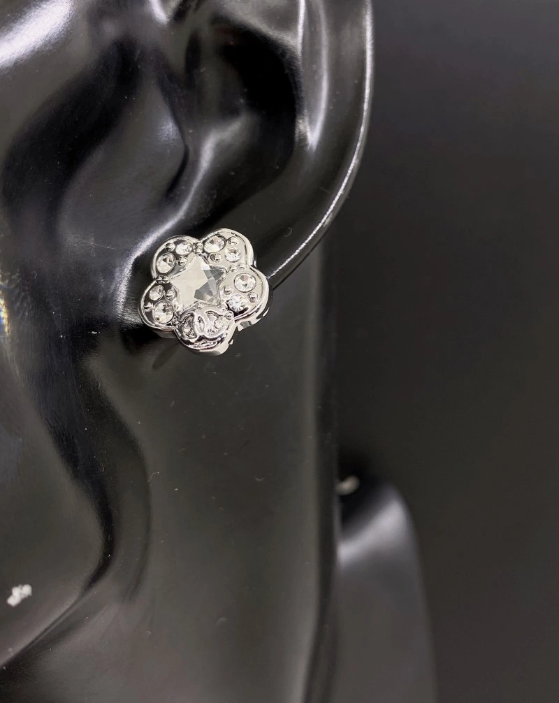 WrinkleFree Chanel Earrings 221090