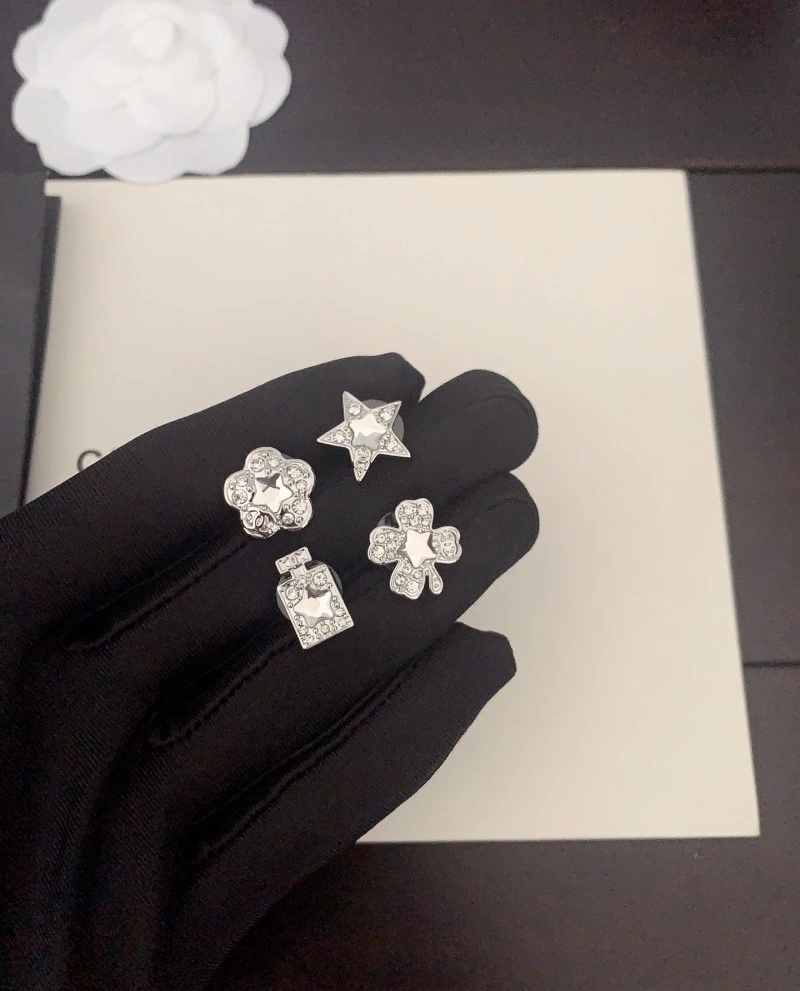 WrinkleFree Chanel Earrings 221090
