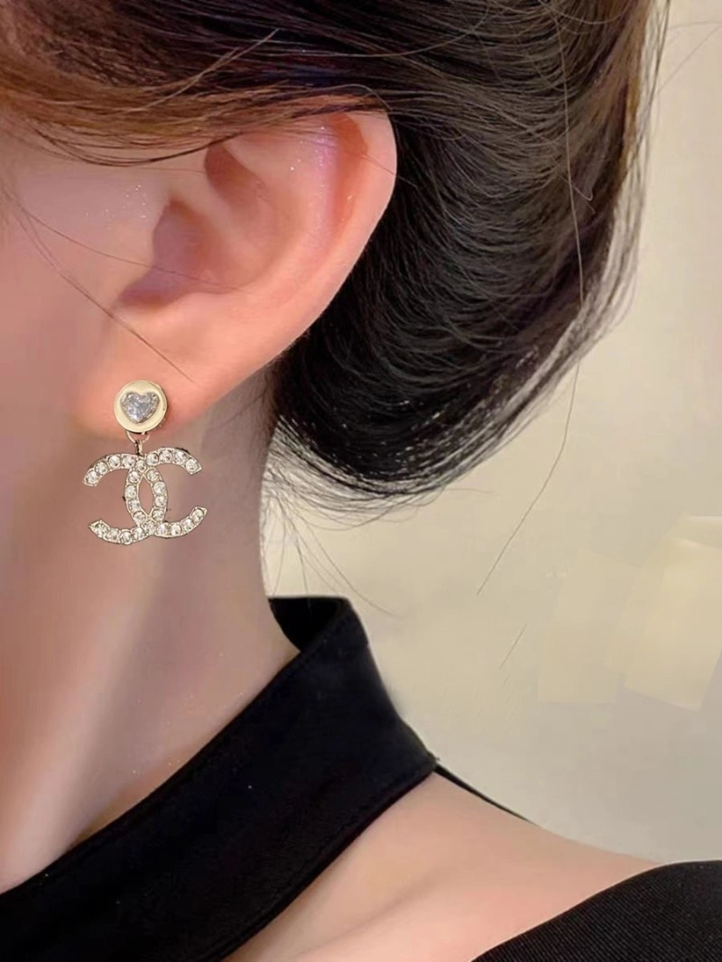 Chanel Earrings Compact 221069