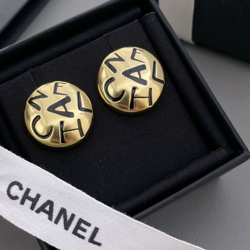 Chanel Earrings WaterResistant 221061