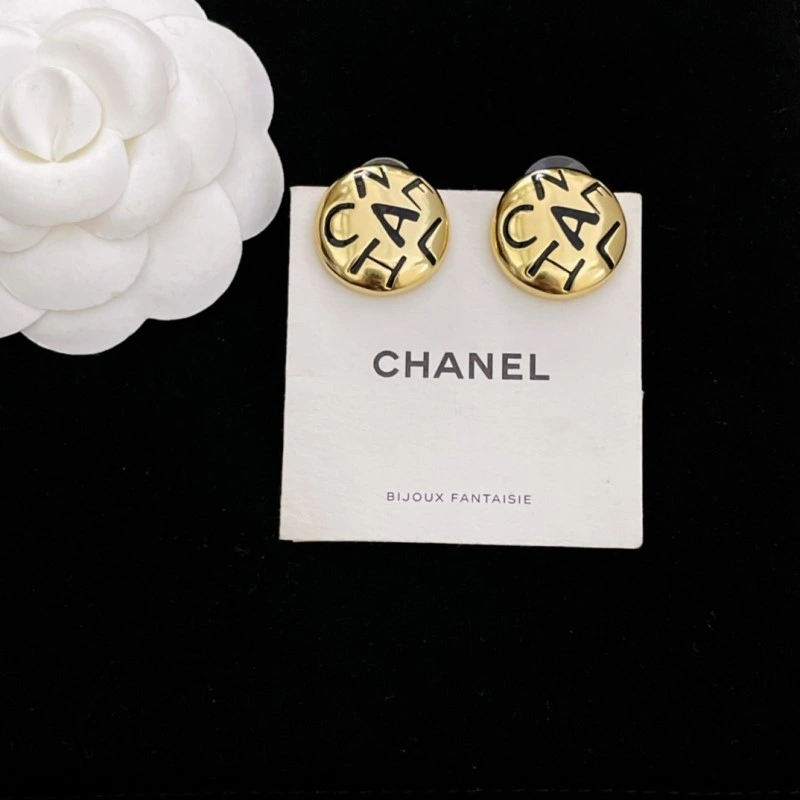 Chanel Earrings WaterResistant 221061