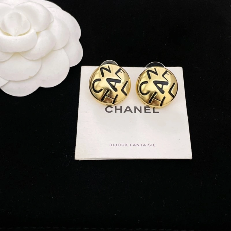 Chanel Earrings WaterResistant 221061