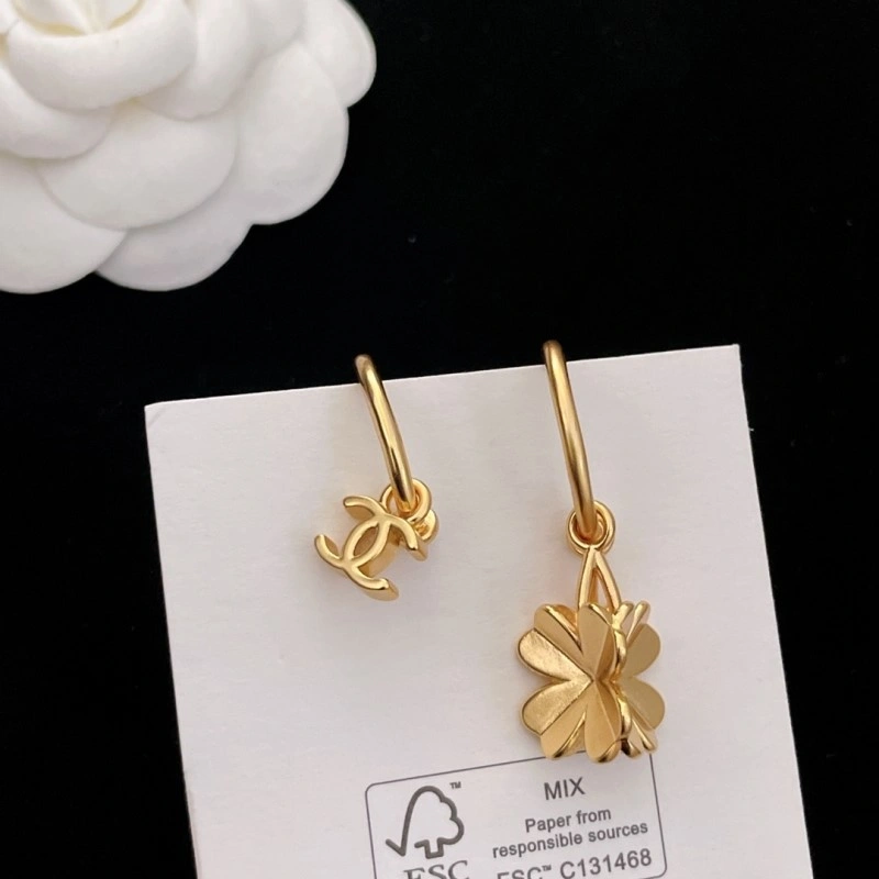 Versatile Chanel Earrings 221093