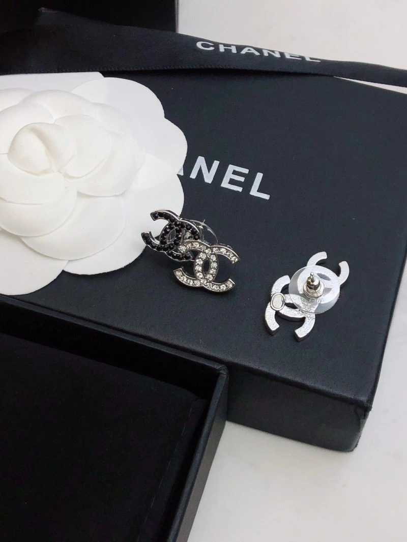 Seasonal Chanel Earrings 221059