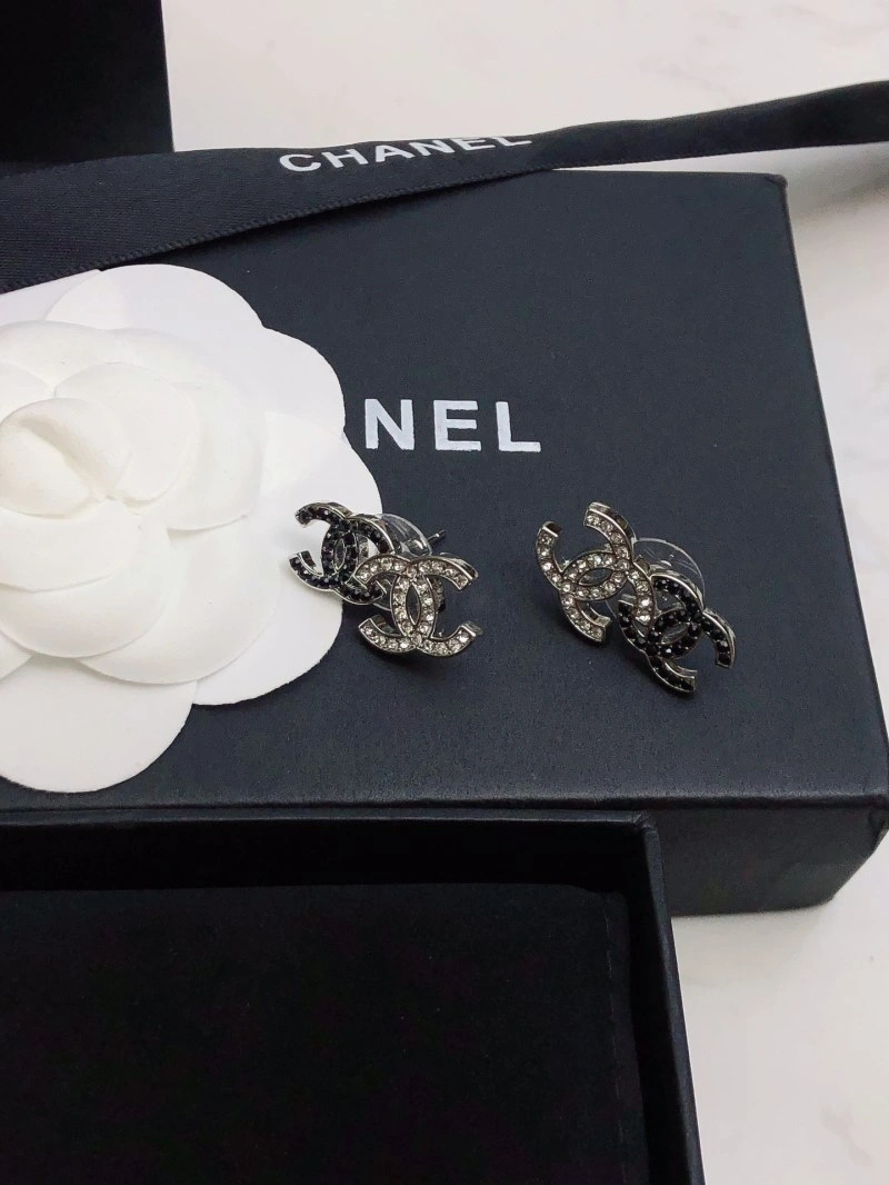 Seasonal Chanel Earrings 221059